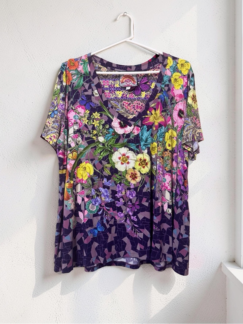 Johnny Was Floral Butterfly Print Bamboo Blend V-Neck Top Purple XXL Boho